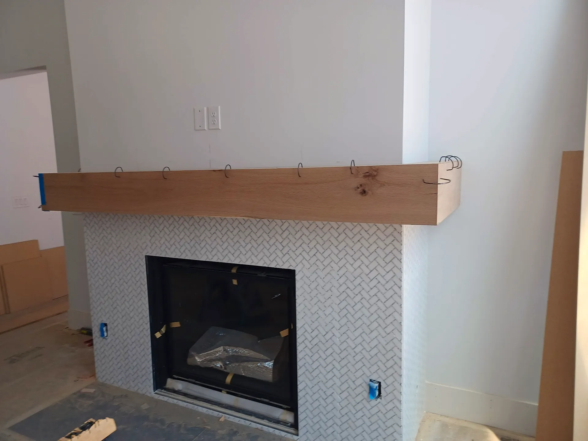 Fireplace Mantels & Surrounds