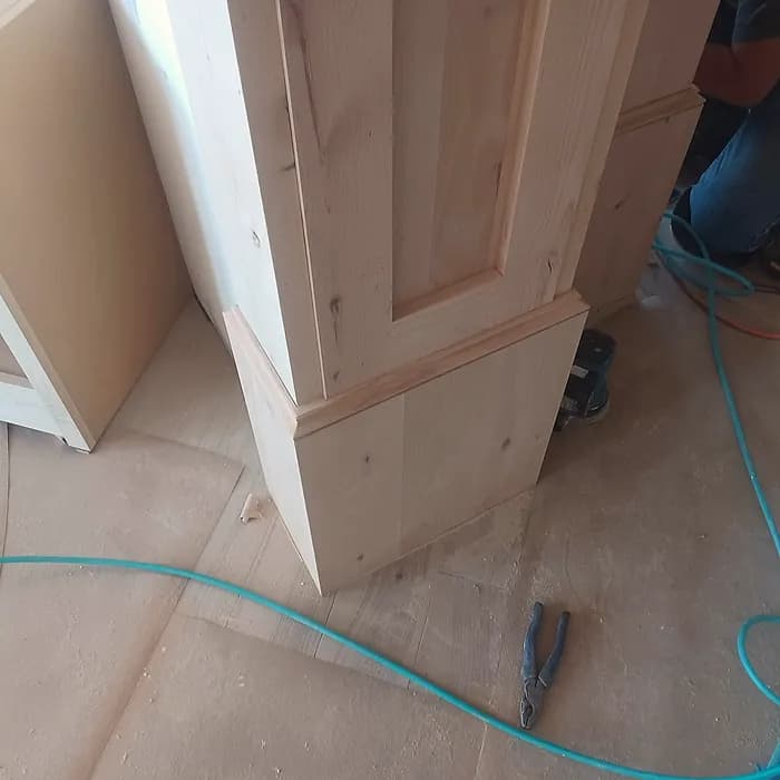 Custom window and ceiling trim detail