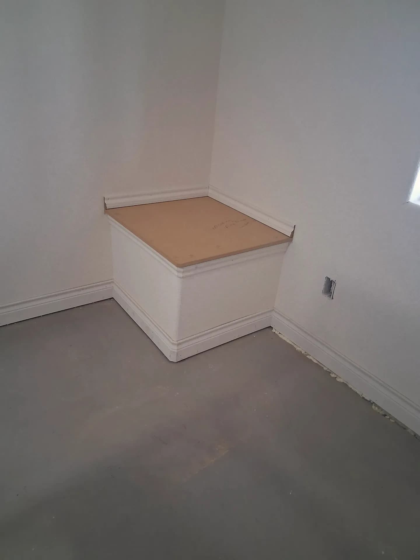 Window Seats & Banquettes